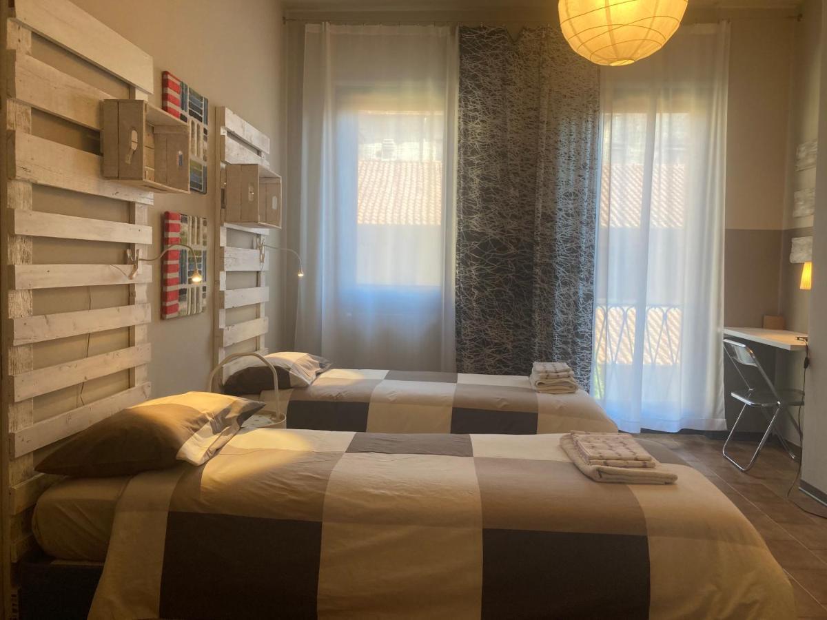 Apartamento La Casa Di Garibaldi Borgomanero Exterior foto