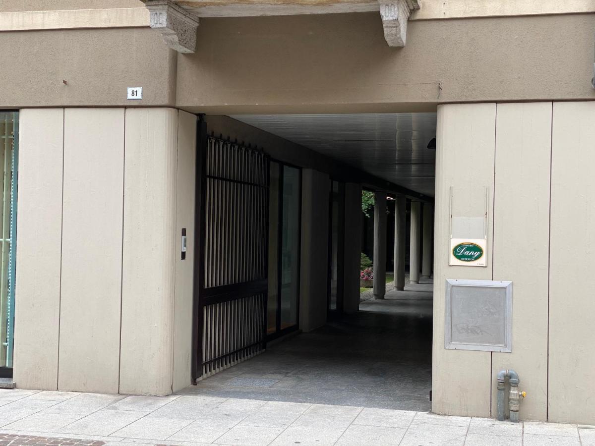 Apartamento La Casa Di Garibaldi Borgomanero Exterior foto